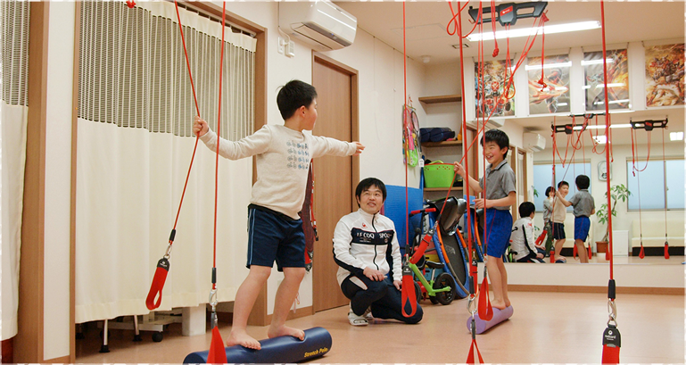 �q�ǂ��̐f�ÁE�g���[�j���O